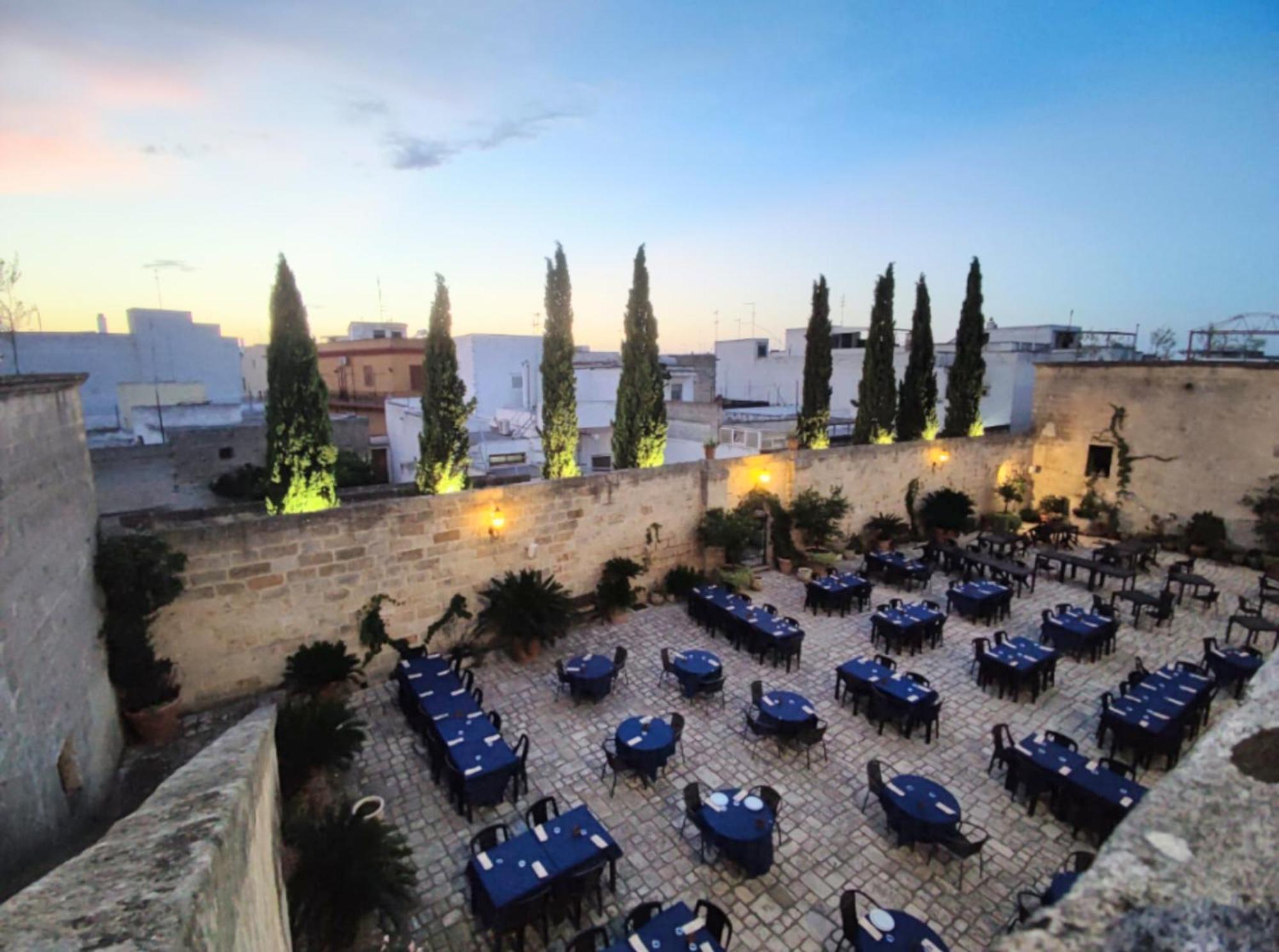 Castello Conti Filo Bed & Breakfast Torre Santa Susanna Eksteriør bilde
