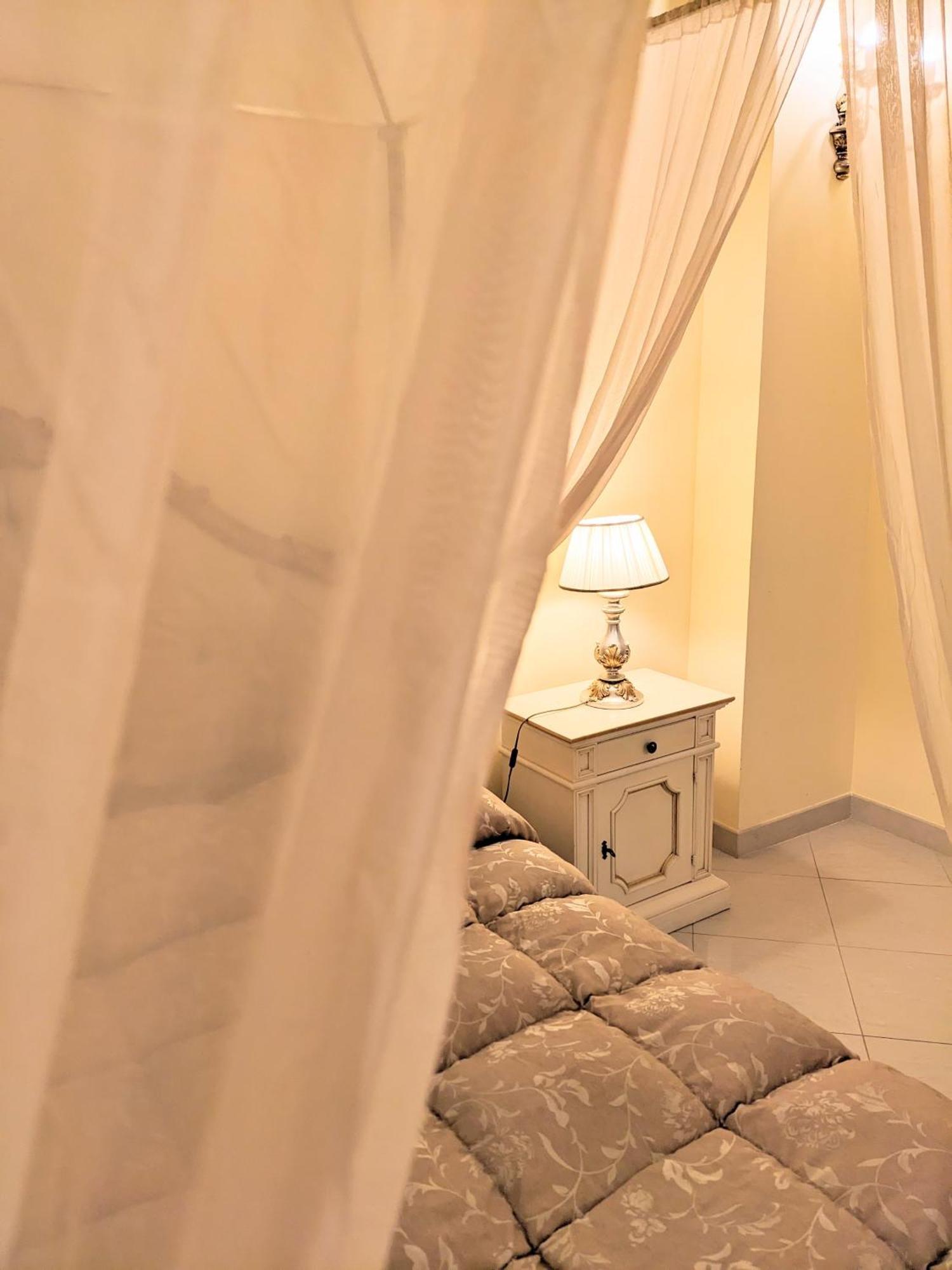 Castello Conti Filo Bed & Breakfast Torre Santa Susanna Eksteriør bilde