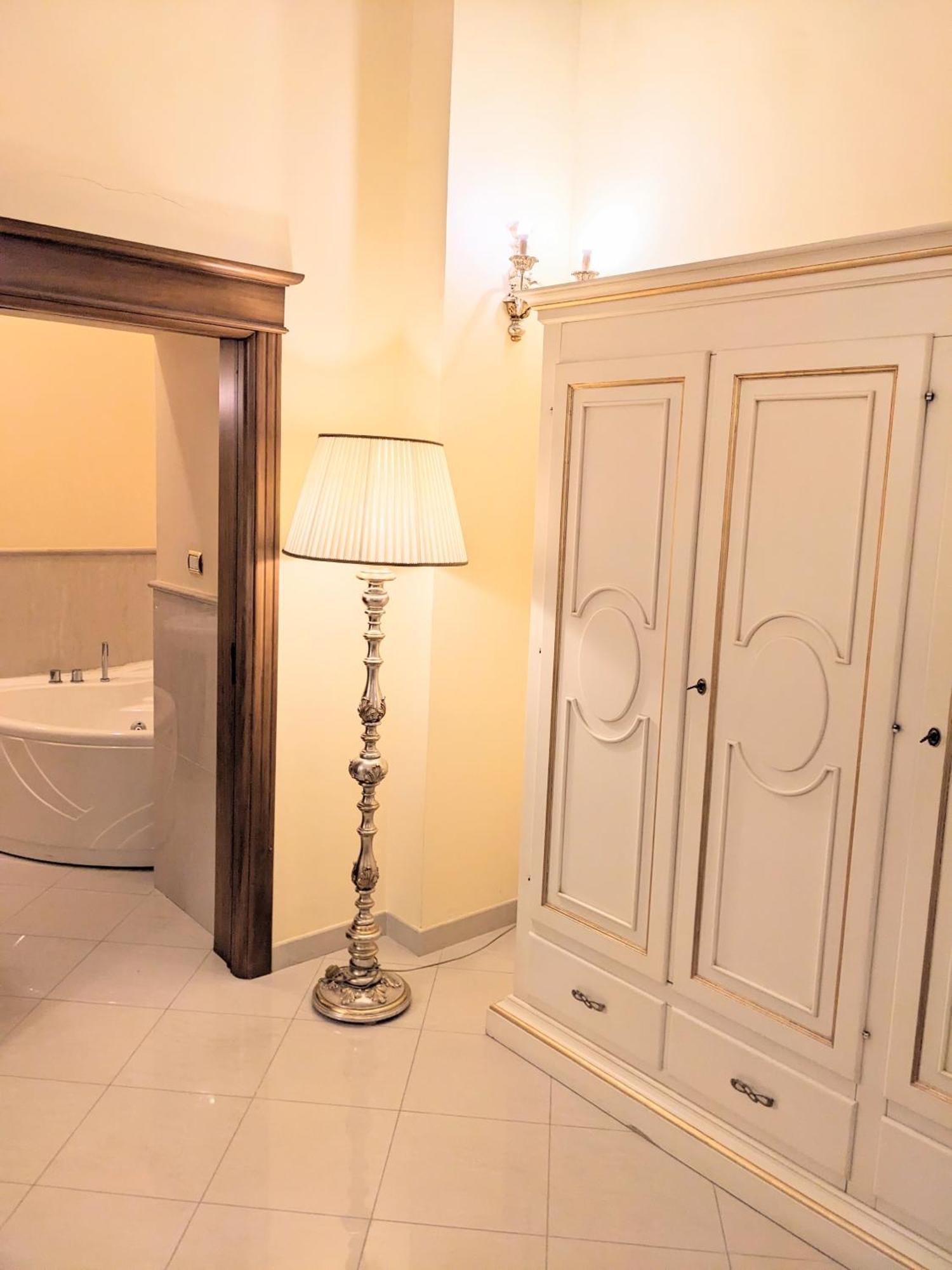 Castello Conti Filo Bed & Breakfast Torre Santa Susanna Eksteriør bilde